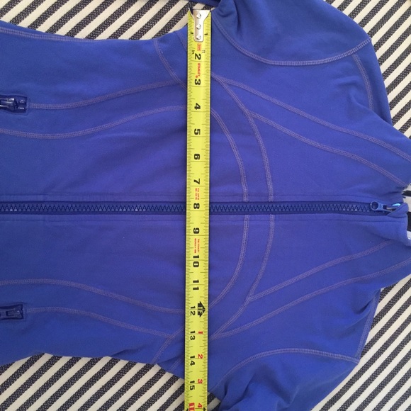 🛑 SOLD! LULULEMON Electric Blue Define Jacket - Picture 14 of 16